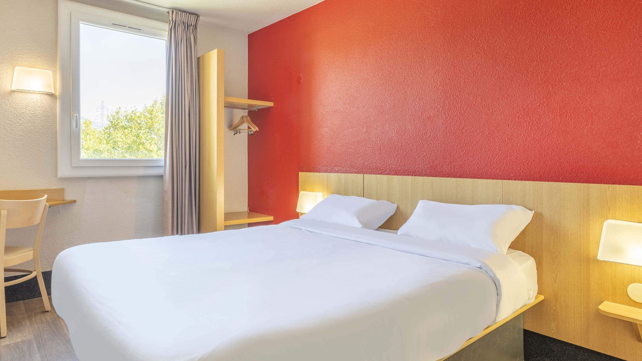 Photo of Bedroom in Ollioules