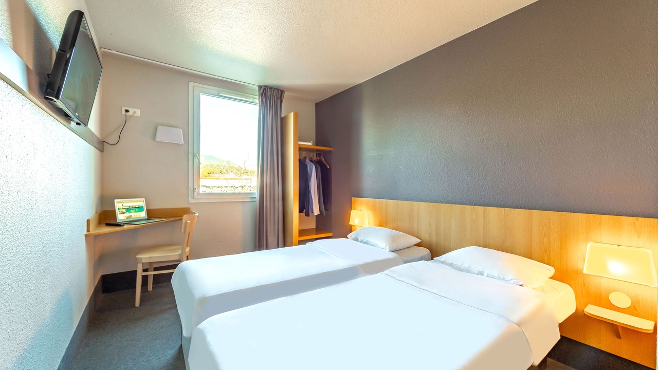 Photo of Bedroom in Ollioules