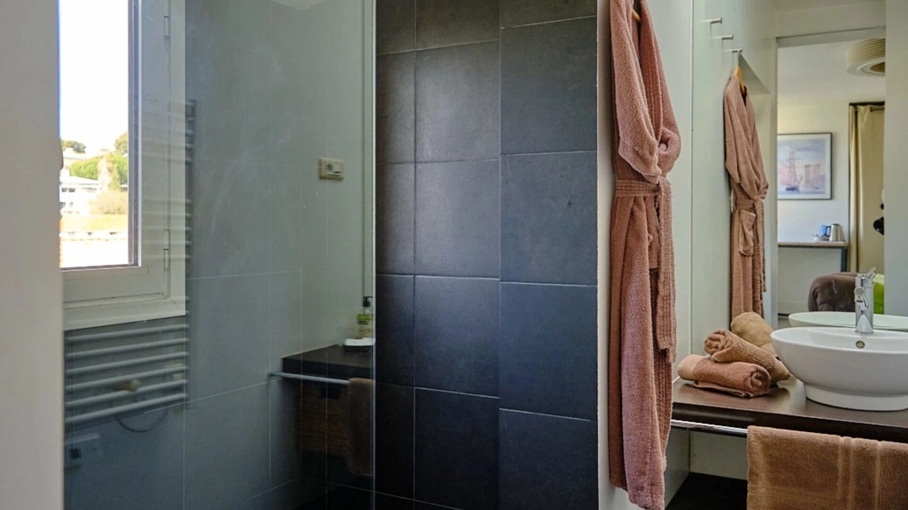 Photo of Bathroom in Bompard