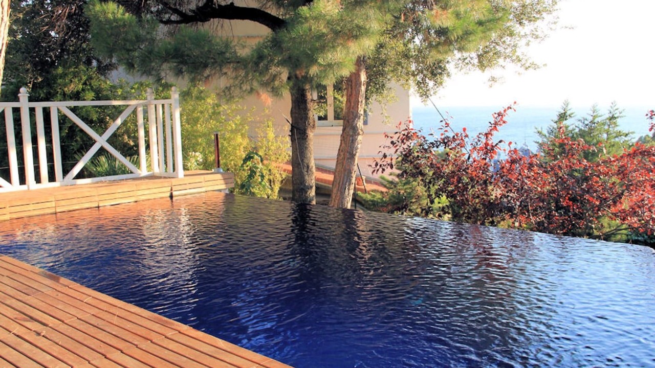 Photo of Outdoor in Bompard