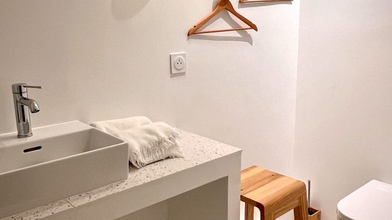Photo of Bathroom in Tarascon
