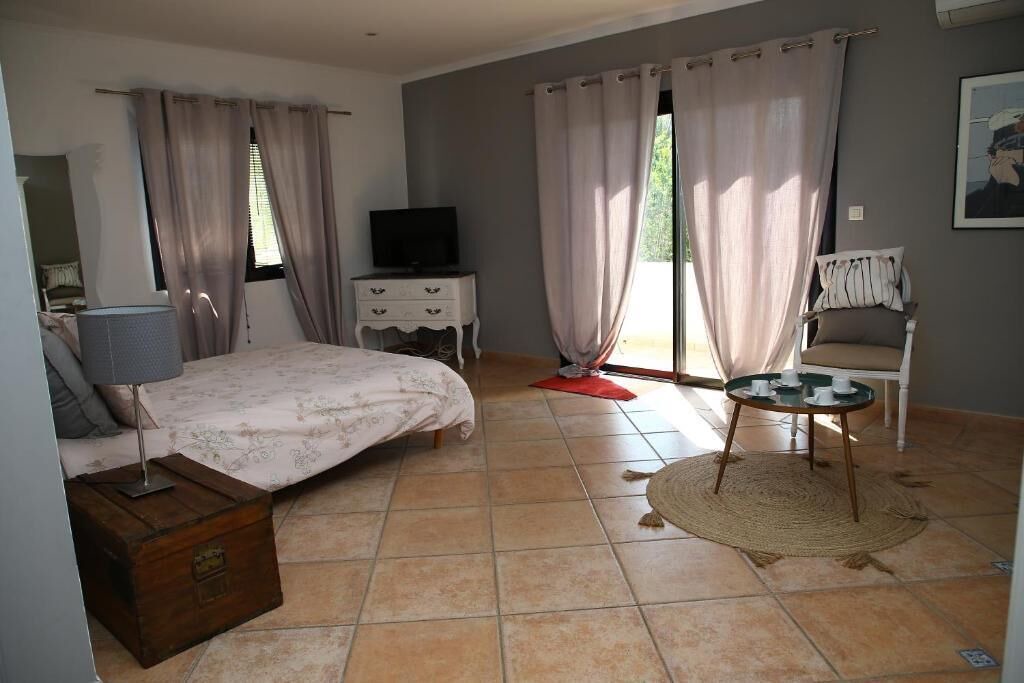 Photo of Bedroom in Sanary-sur-Mer