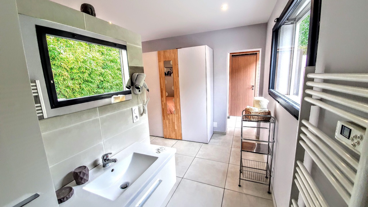 Photo of Bathroom in Sanary-sur-Mer