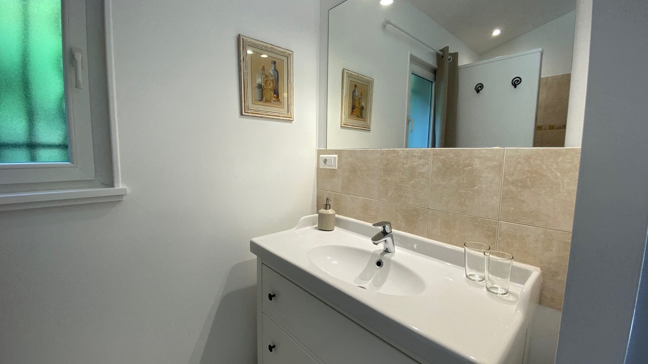 Photo of Bathroom in Bedoin