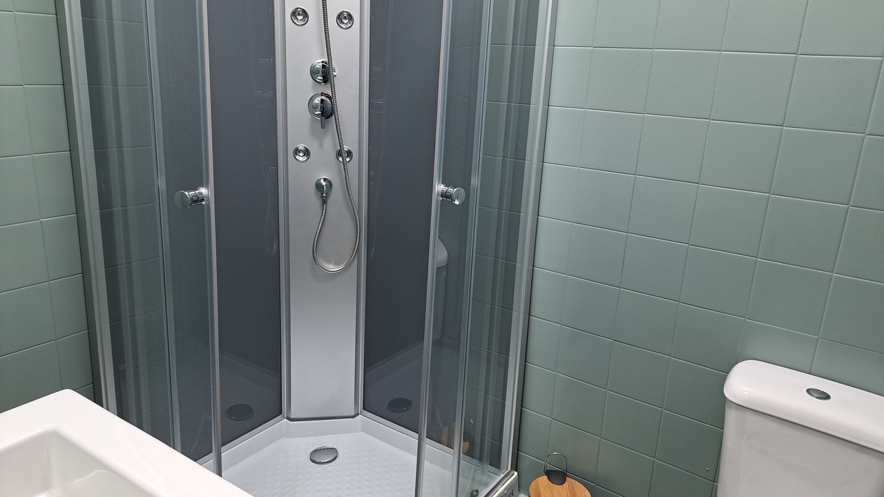 Photo of Bathroom in Aramon