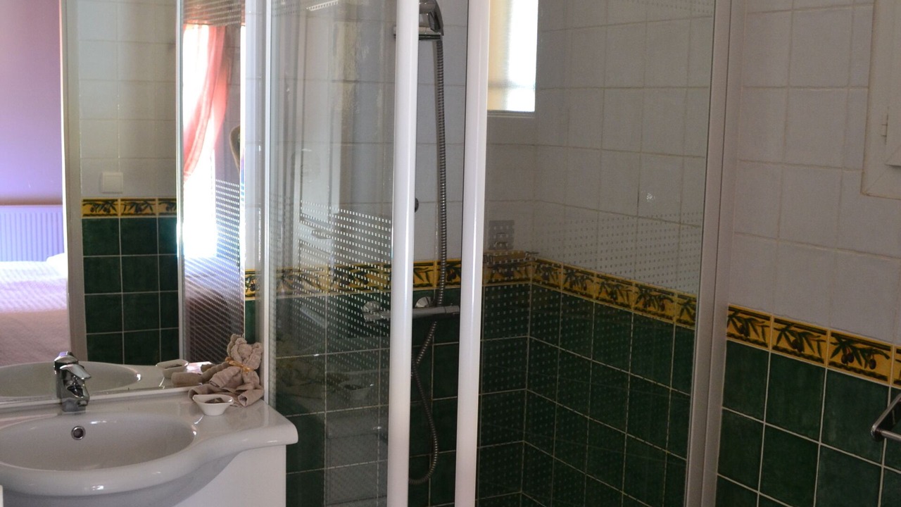 Photo of Bedroom in Les Mees