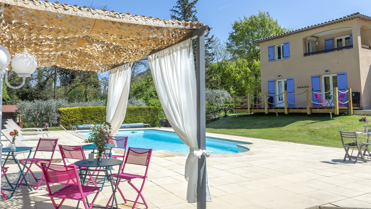 Photo of Patio Balcony in Les Mees