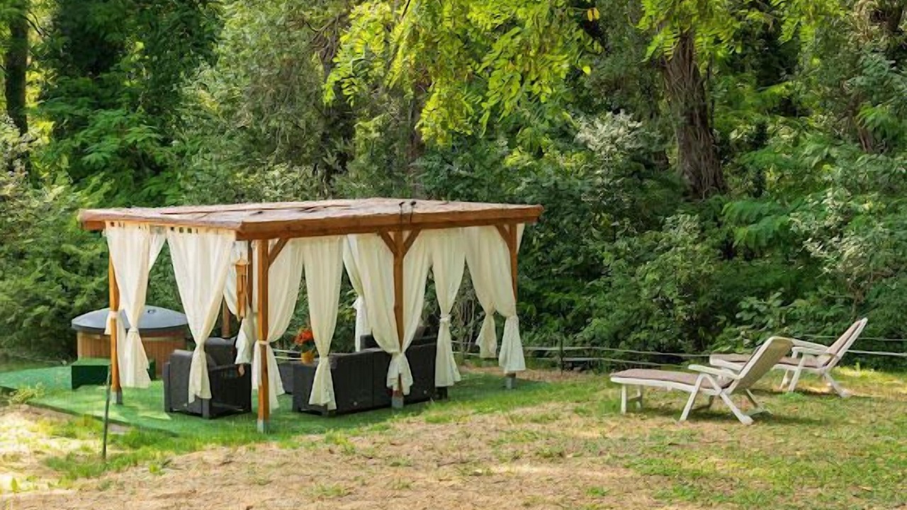 Photo of Outdoor in Les Mees