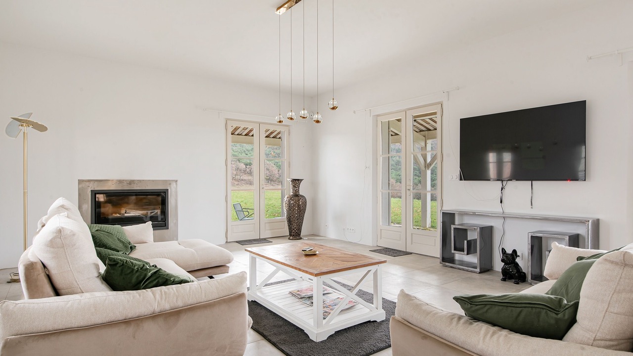 Photo of Livingroom in Montfuron