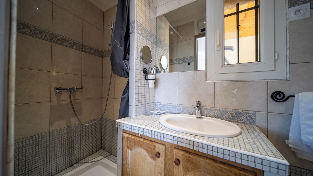 Photo of Bathroom in Cabrieres-d'Avignon