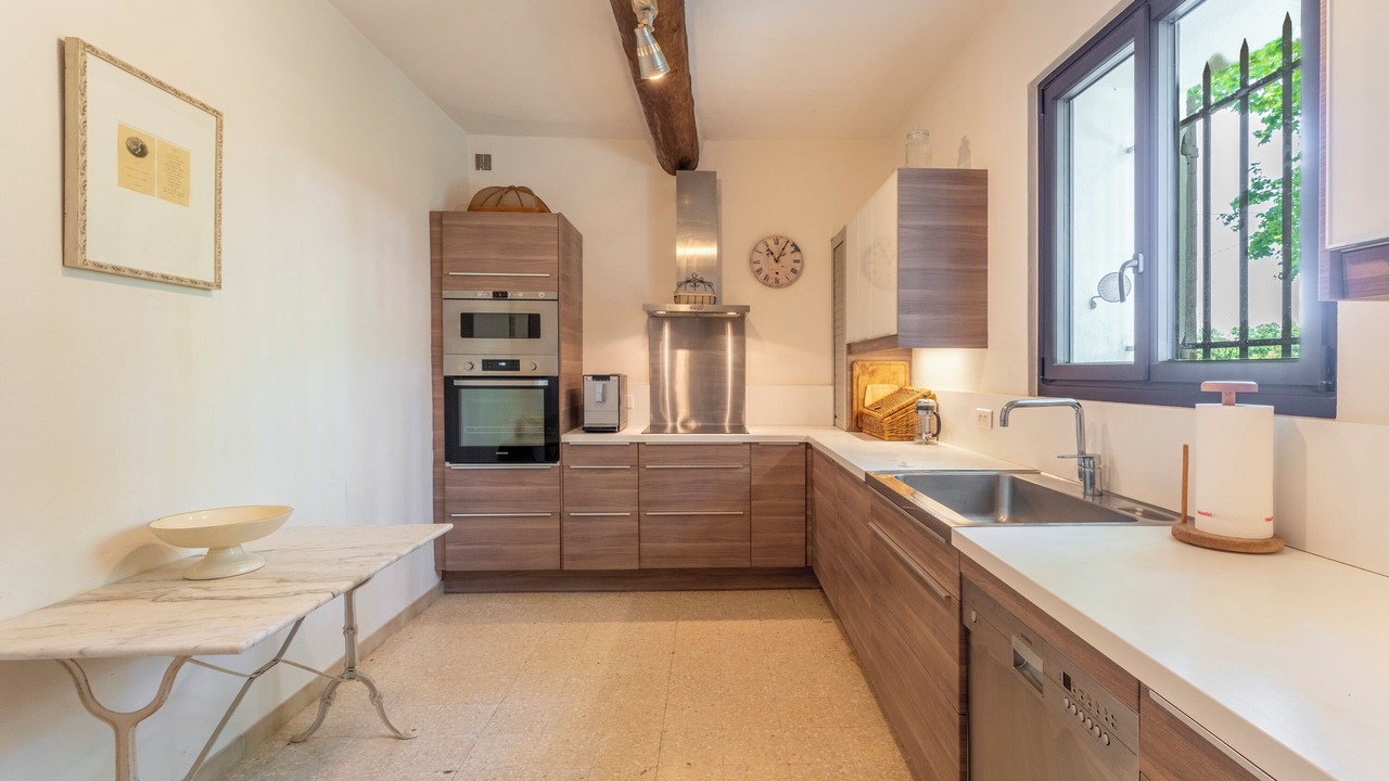 Photo of Kitchen in Noves
