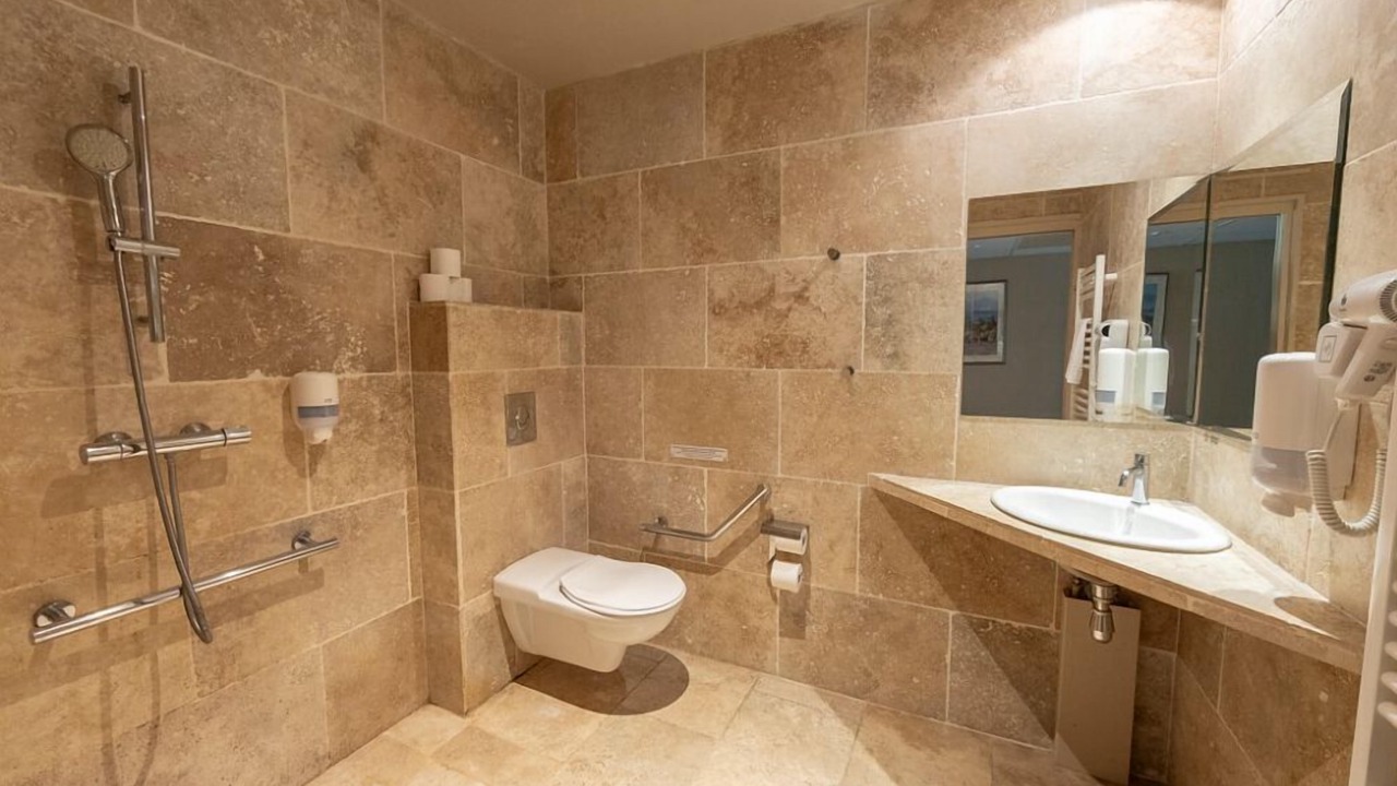 Photo of Bathroom in Apt
