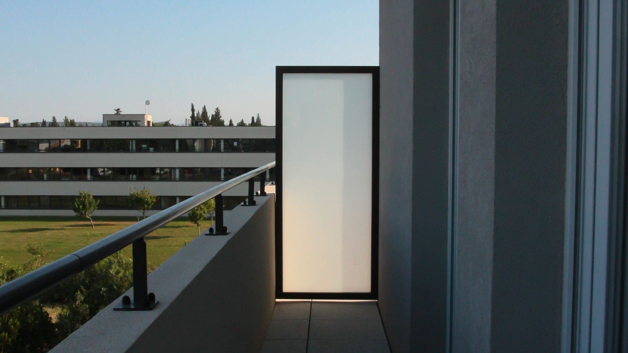 Photo of Patio Balcony in Montfavet