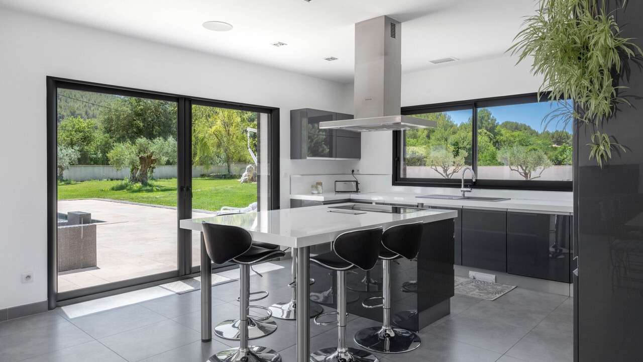 Photo of Kitchen in Cuges-les-Pins