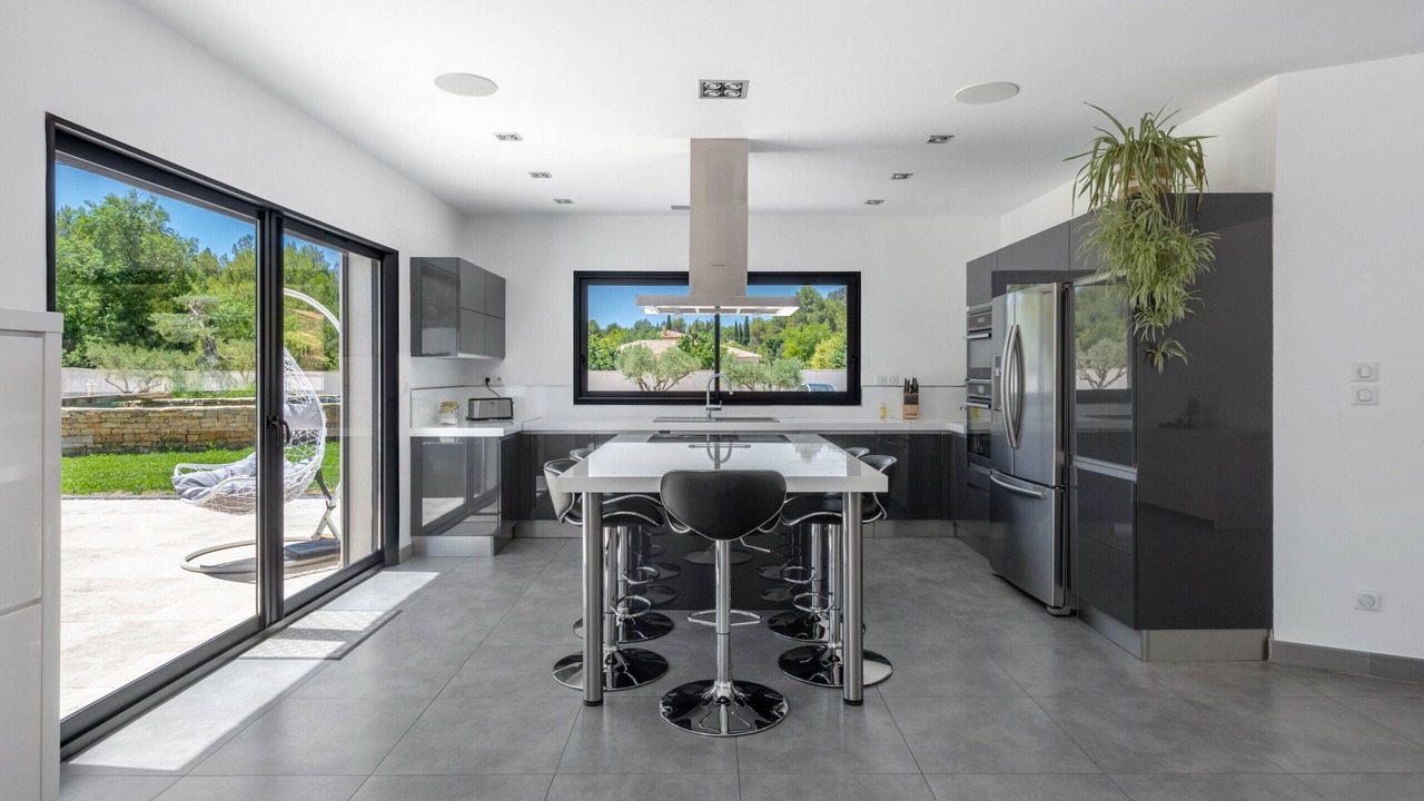 Photo of Kitchen in Cuges-les-Pins