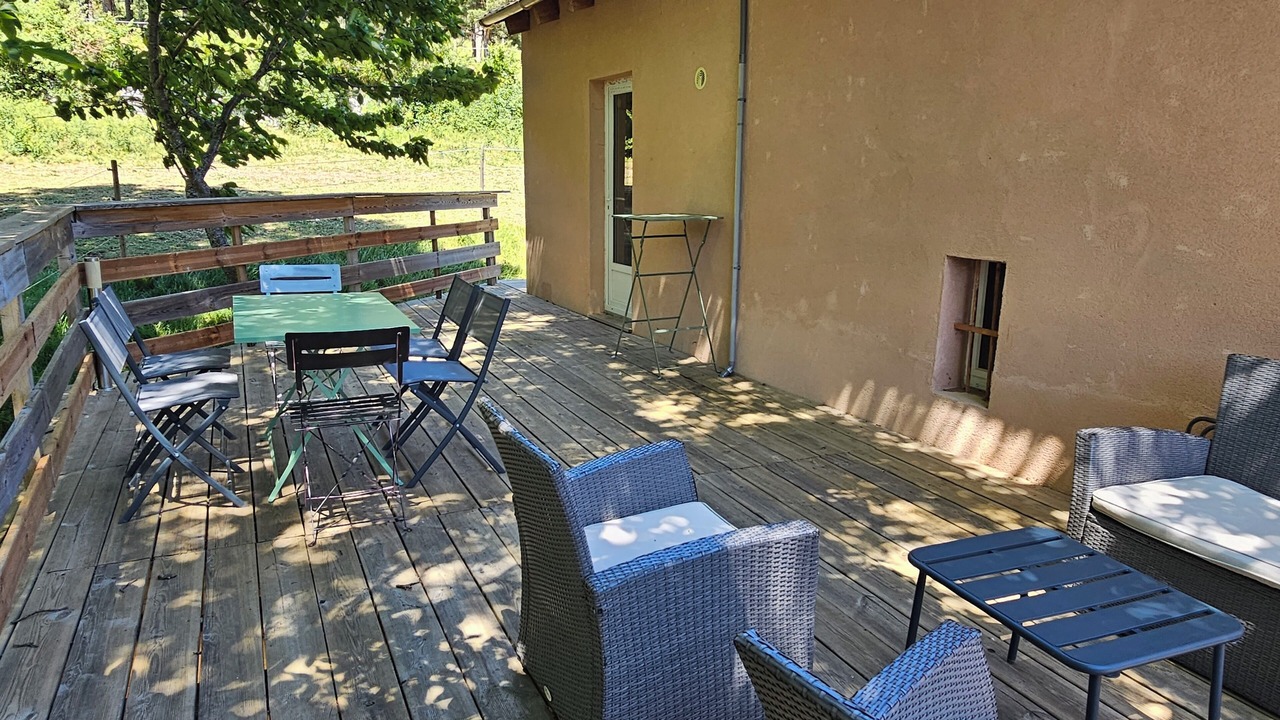 Photo of Outdoor in Seranon