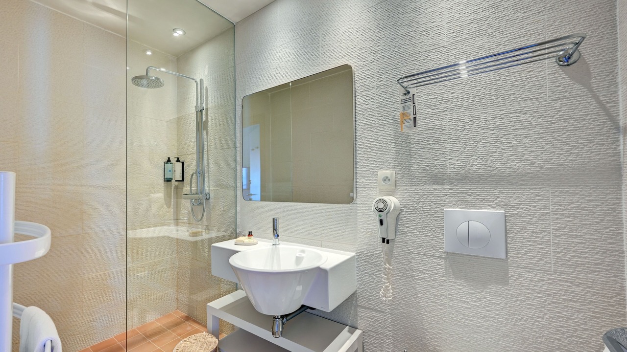 Photo of Bathroom in Toulon - Hyeres