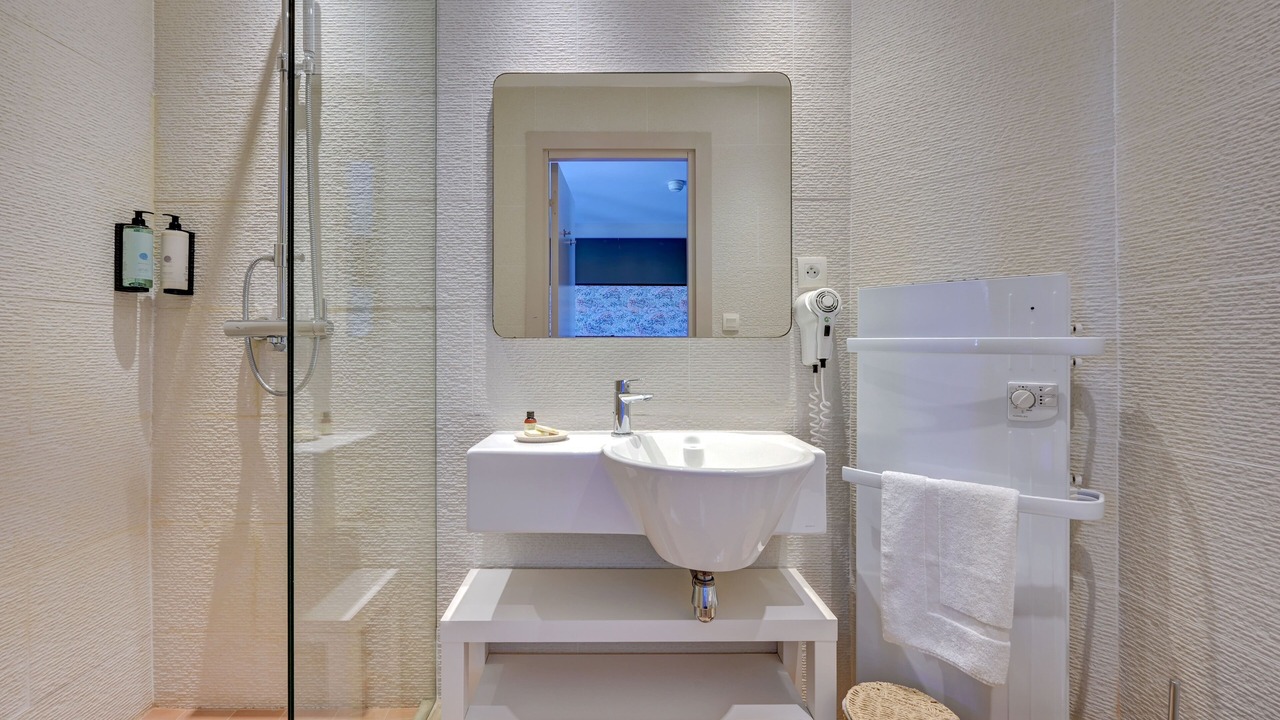 Photo of Bathroom in Toulon - Hyeres
