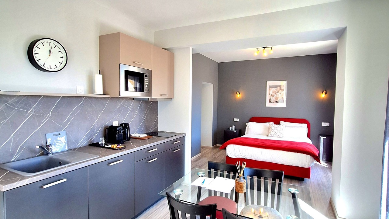 Photo of Bedroom in Sainte-Tulle