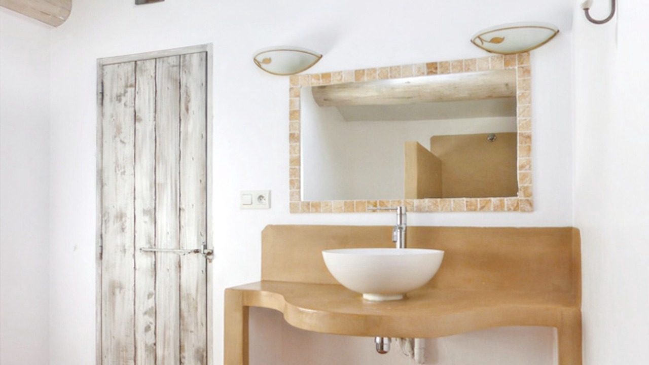 Photo of Bathroom in Simiane-la-Rotonde