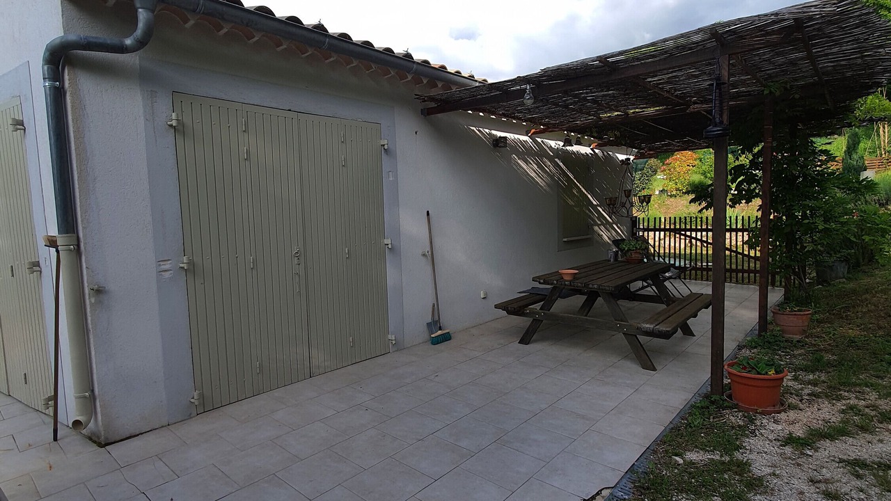 Photo of Outdoor in Saint-Martin-de-Castillon
