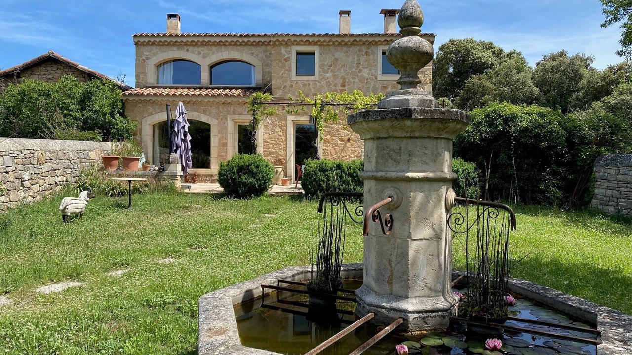 Photo of Outdoor in Jouques