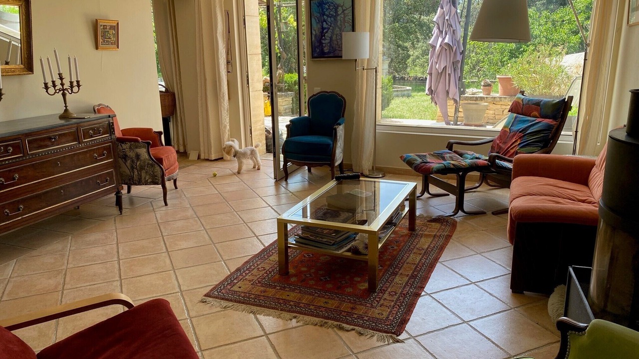 Photo of Livingroom in Jouques