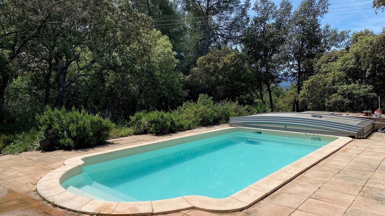 Photo of Outdoor in Jouques