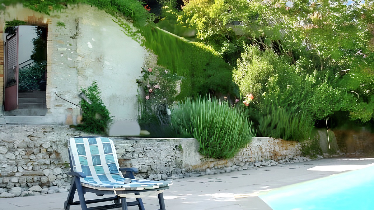 Photo of Outdoor in Buisson