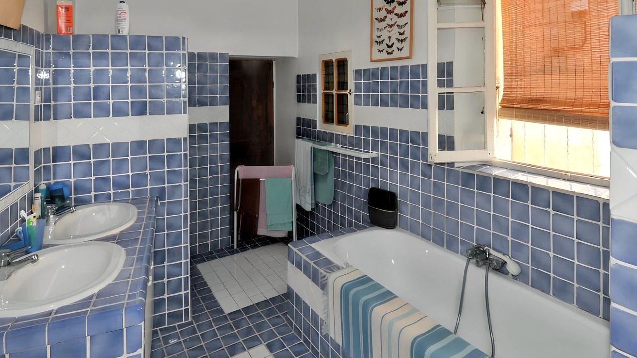 Photo of Bathroom in Buisson