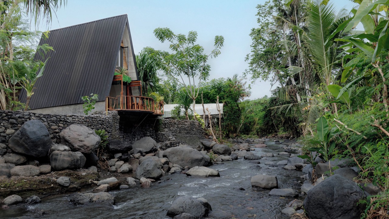 Photo of Outdoor in Tumbu Village