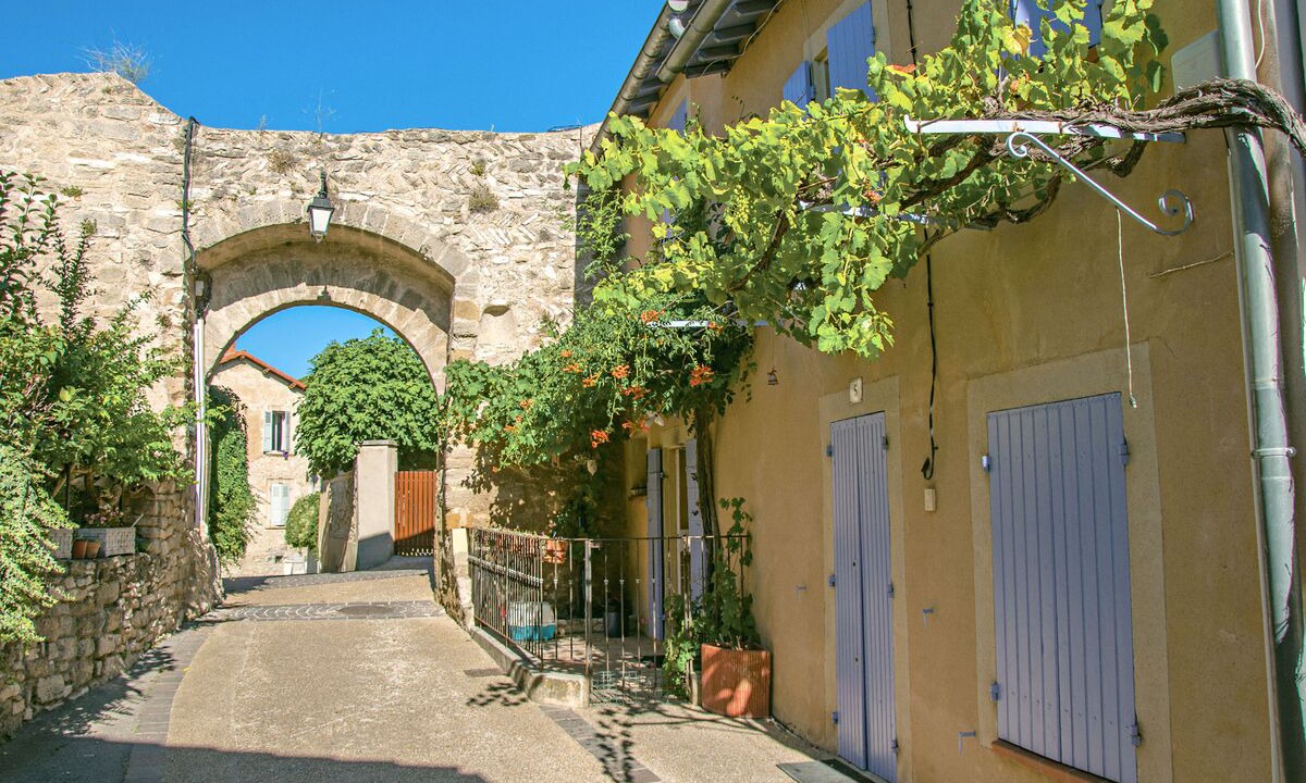 Photo of Others in Chateauneuf-de-Gadagne