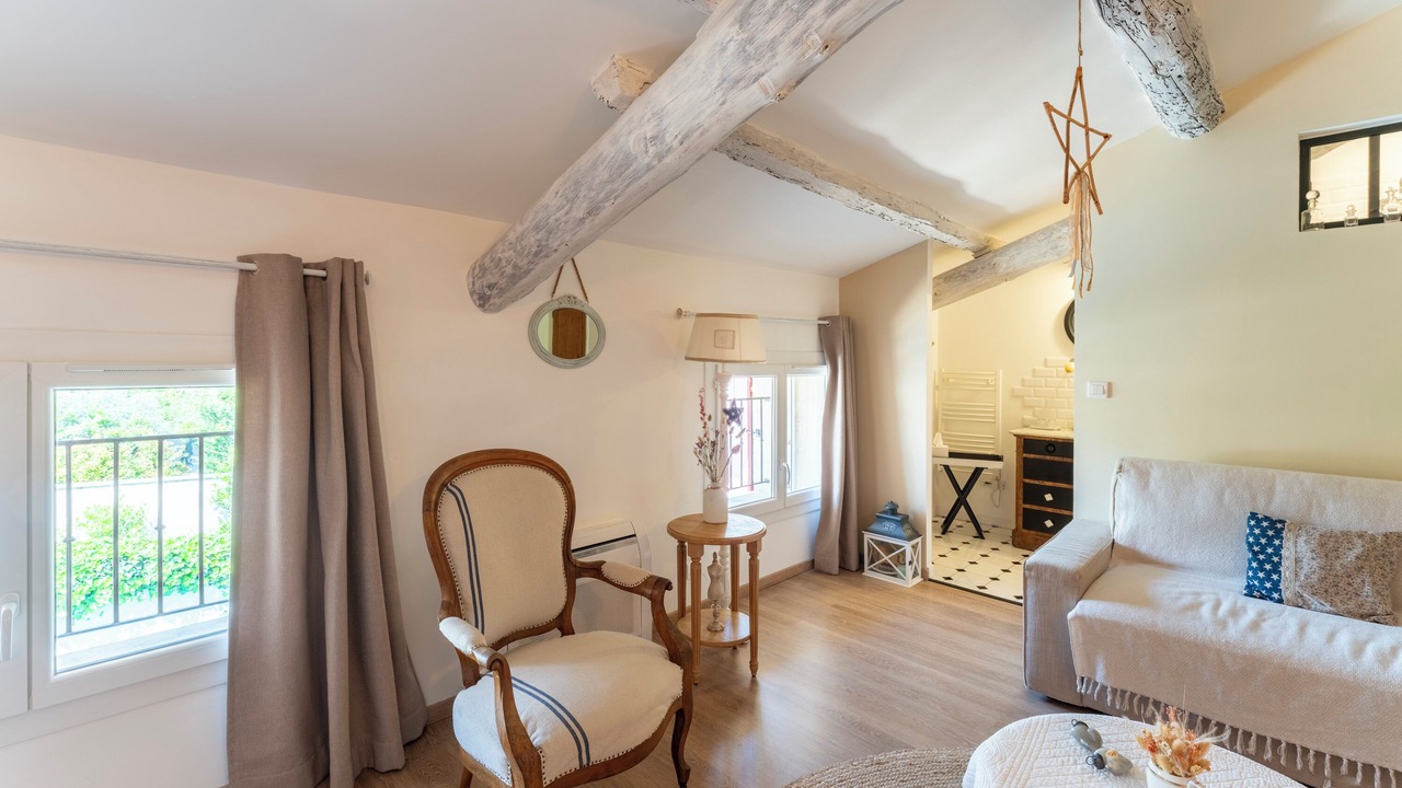 Photo of Livingroom in Chateauneuf-de-Gadagne