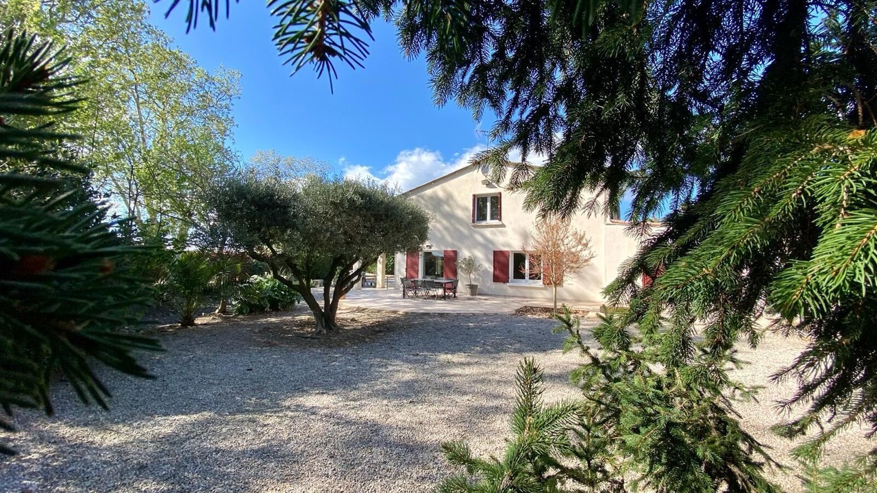 Photo of Outdoor in Redessan