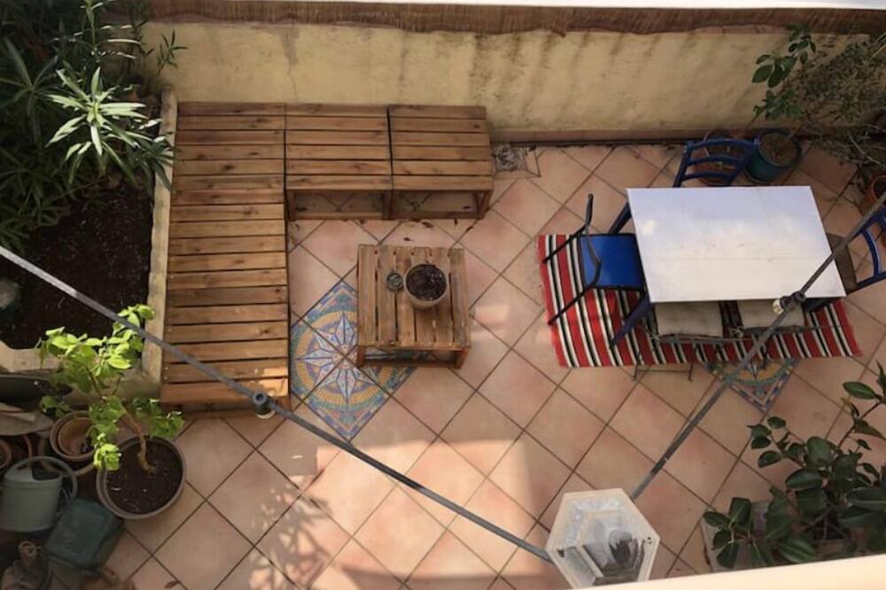 Photo of Outdoor in Baille