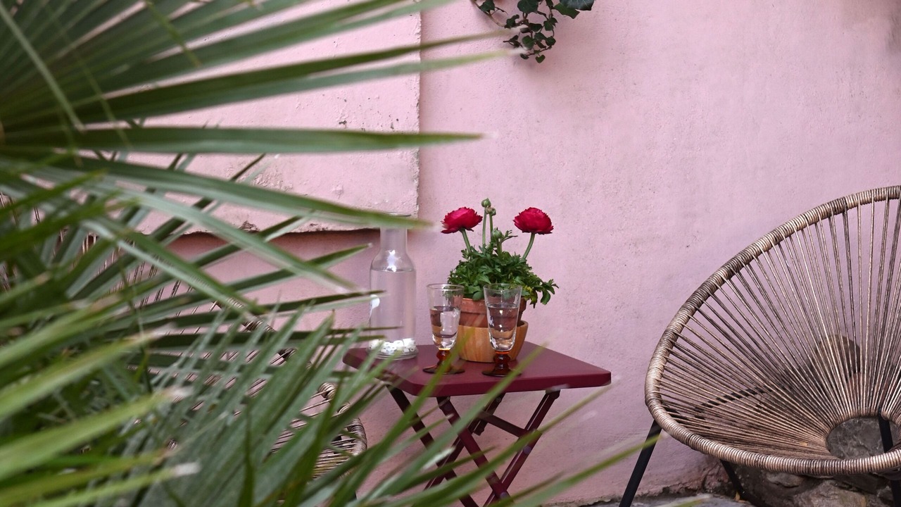 Photo of Outdoor in Chateauneuf-de-Gadagne