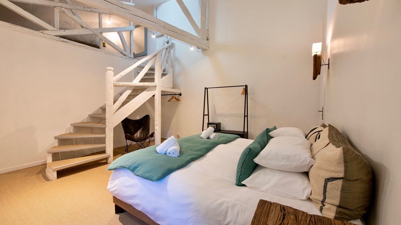 Photo of Bedroom in Beaumettes