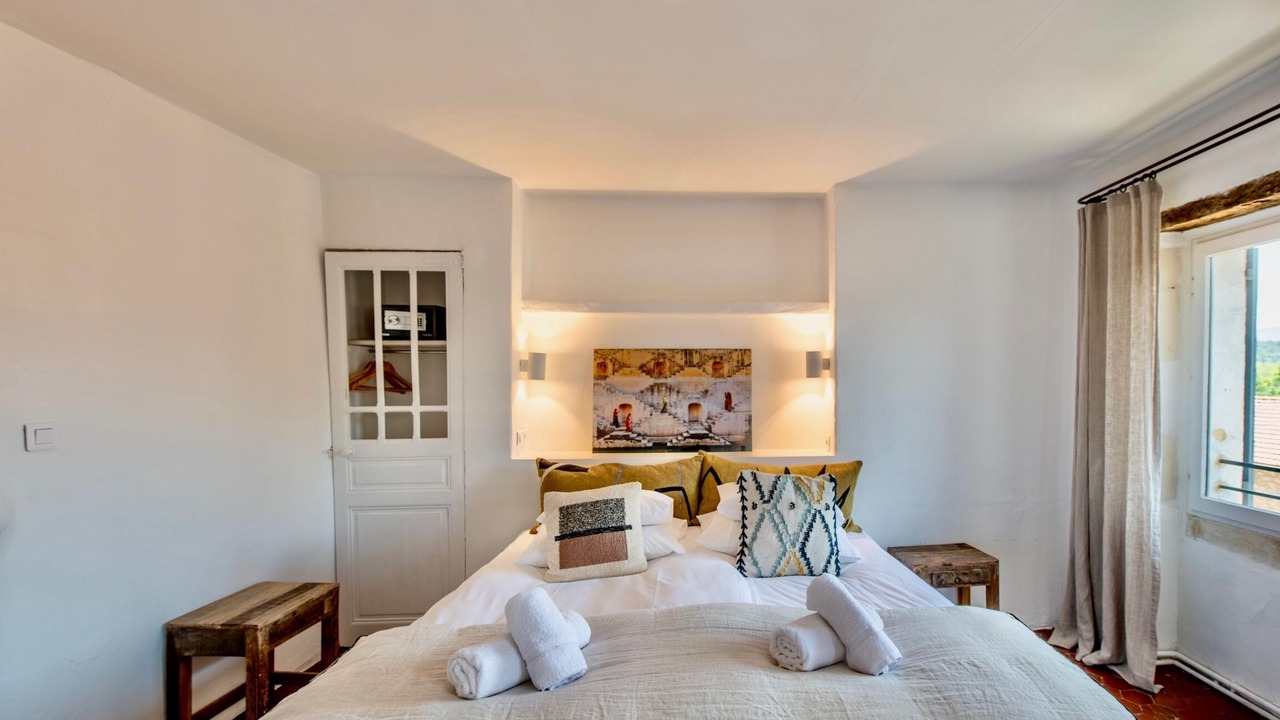 Photo of Bedroom in Beaumettes