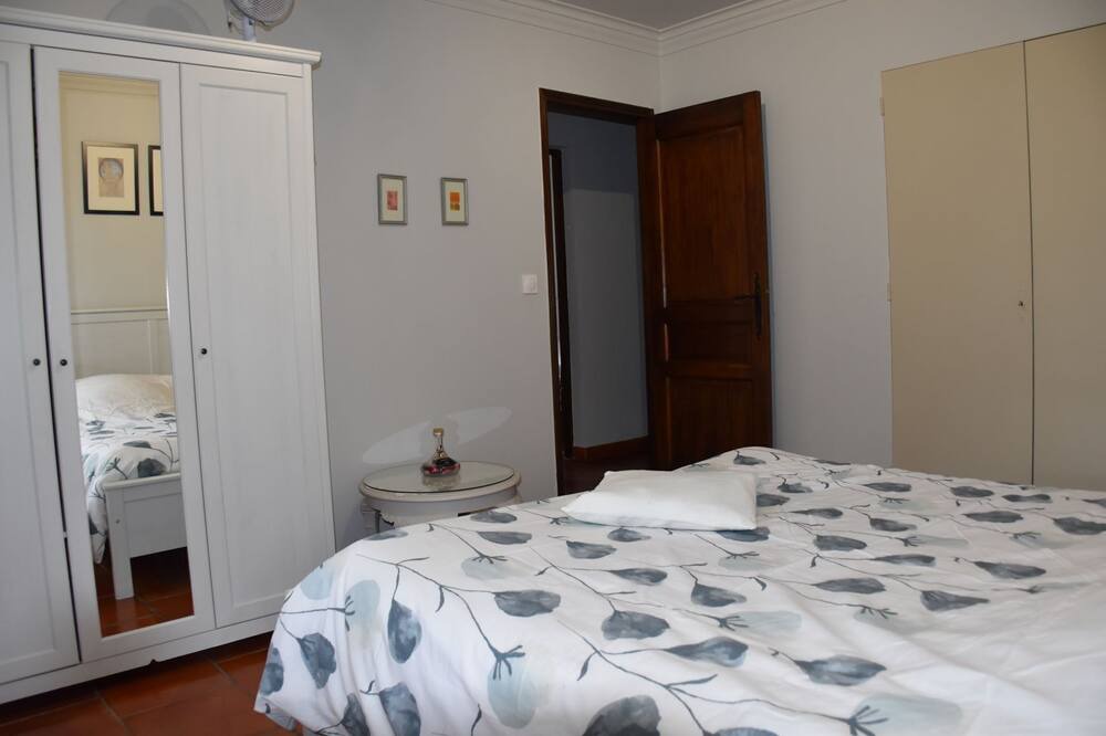 Photo of Bedroom in Roumoules