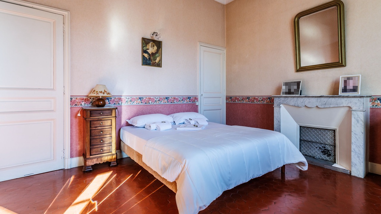 Photo of Bedroom in Montfavet