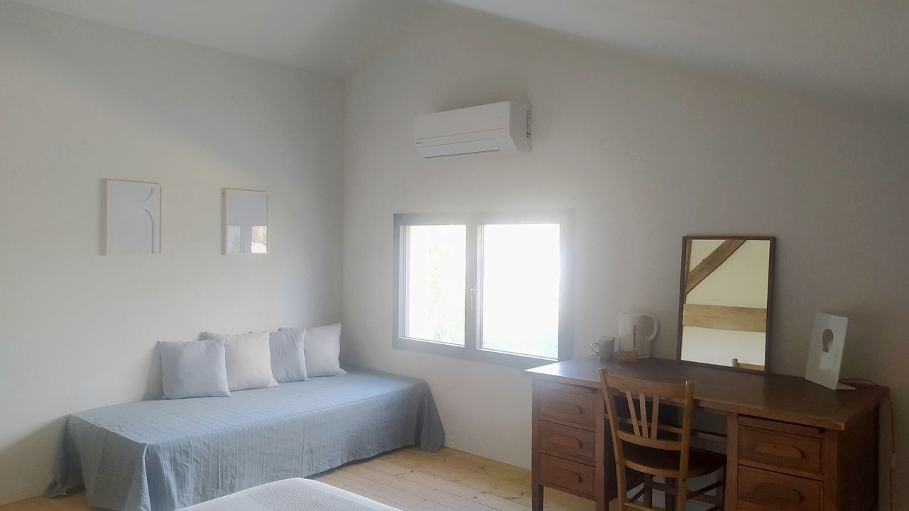 Photo of Bedroom in Sorgues