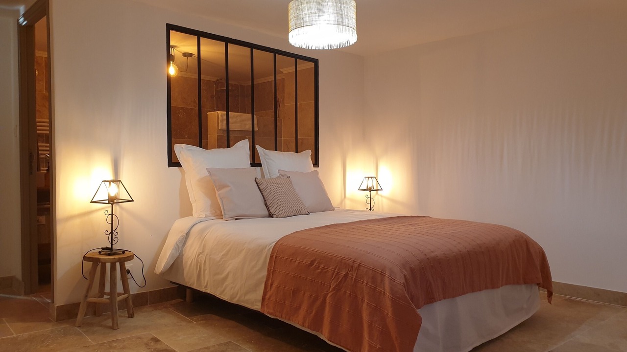 Photo of Bedroom in Caderousse