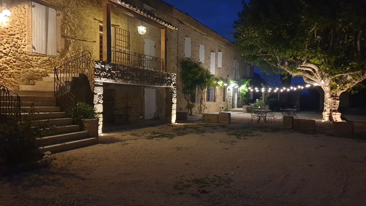 Photo of Patio Balcony in Caderousse