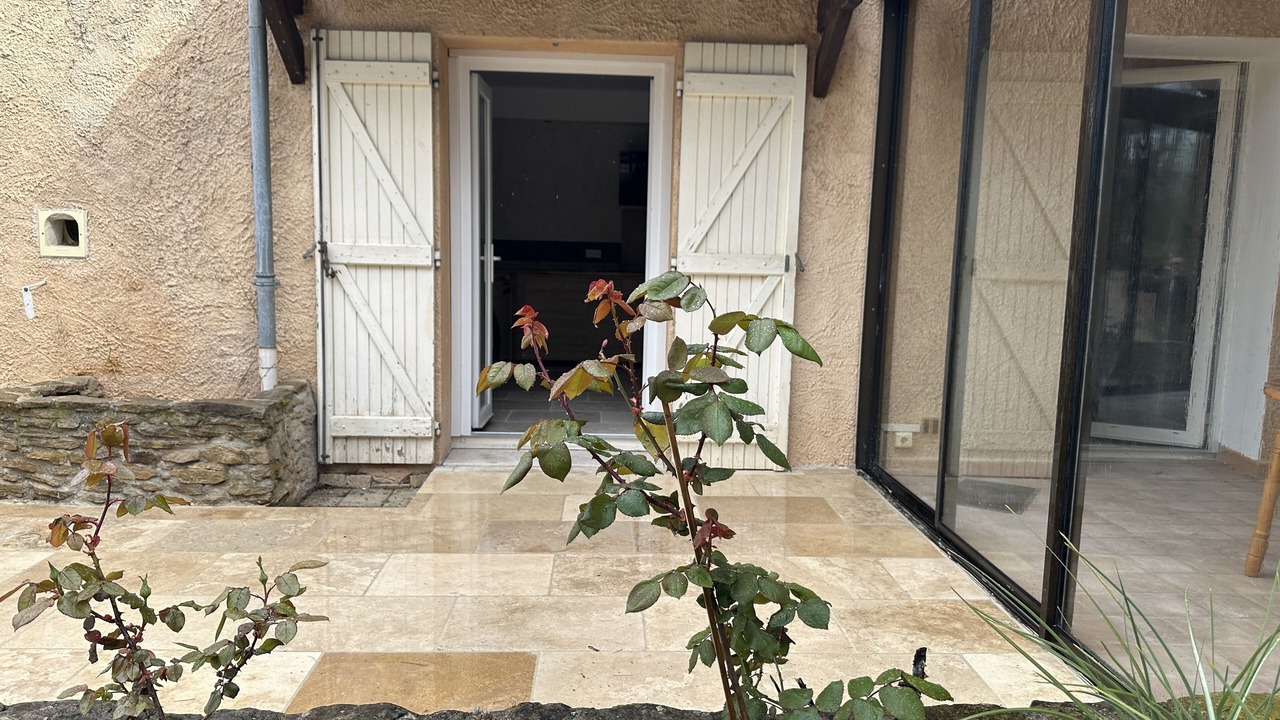 Photo of Patio Balcony in Puyloubier