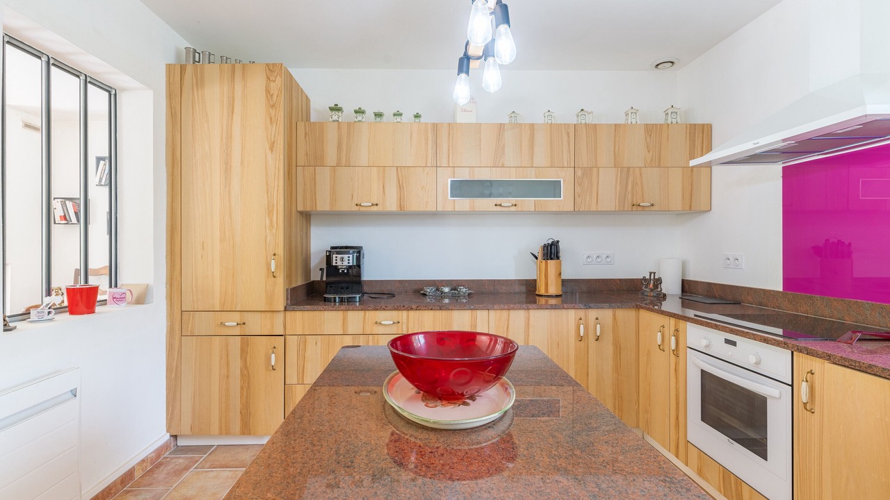Photo of Kitchen in Montjustin