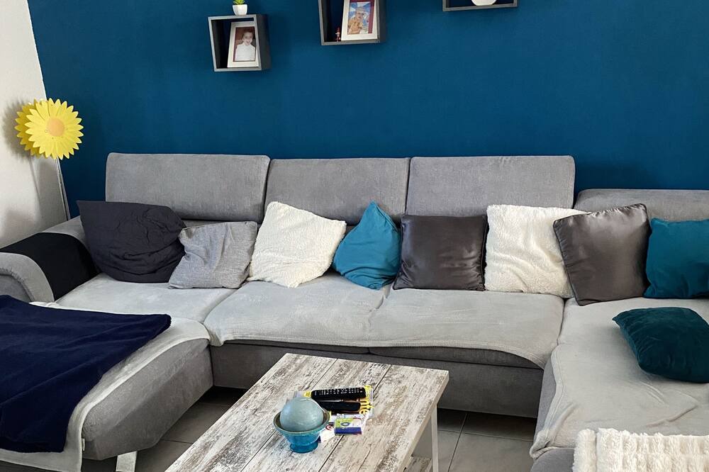 Photo of Livingroom in Montfavet