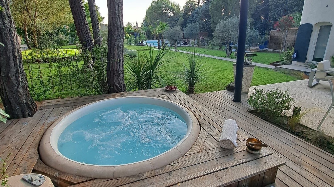 Photo of Outdoor in Saint-Cannat