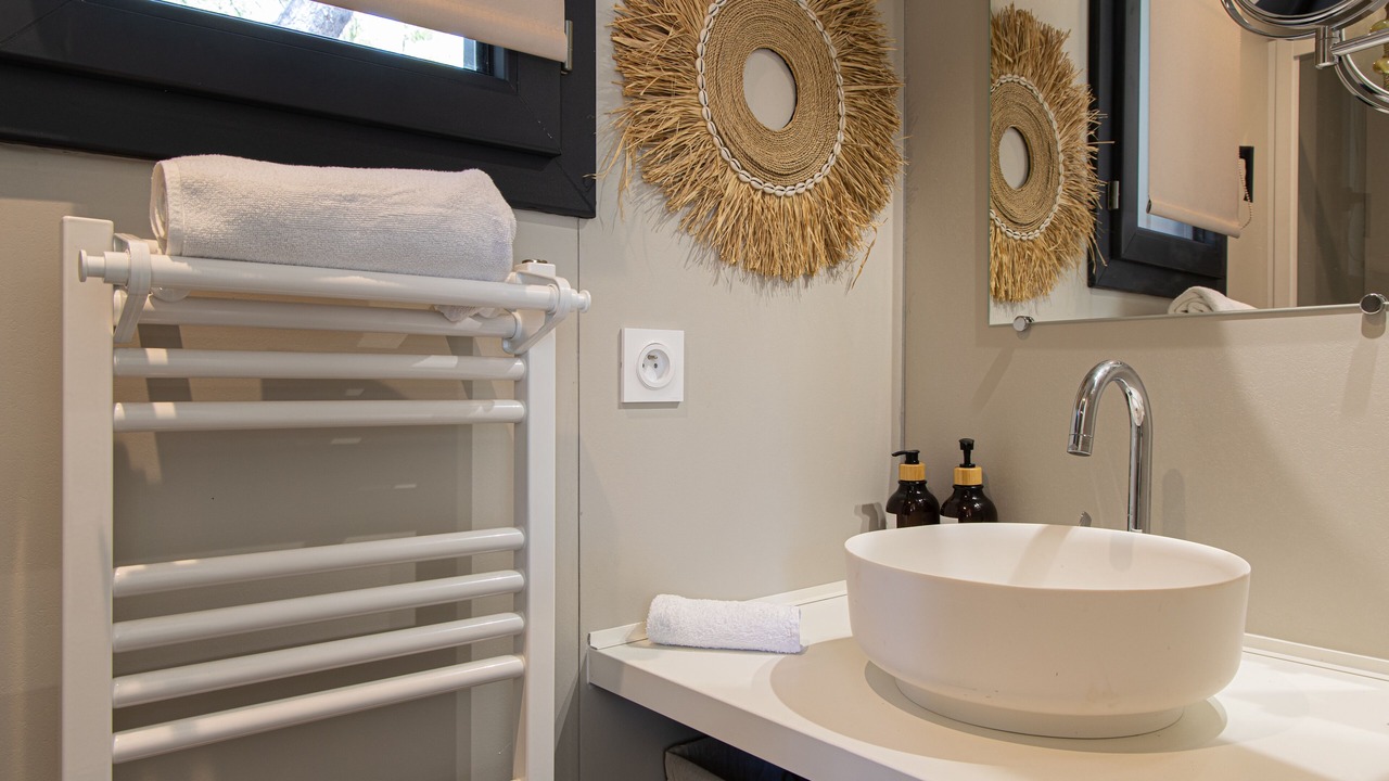Photo of Bathroom in Saint-Cannat