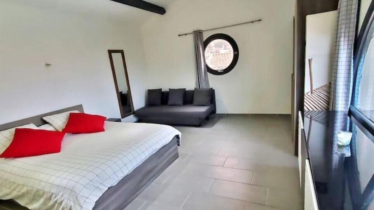 Photo of Bedroom in Le Rove