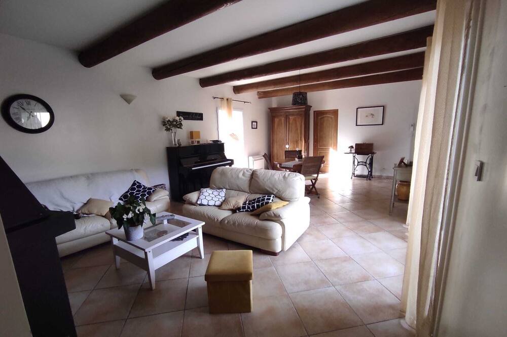 Photo of Livingroom in Caderousse